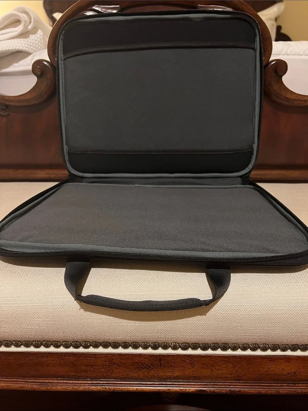 INIT Laptop Briefcase - Slim Professional Carry Case